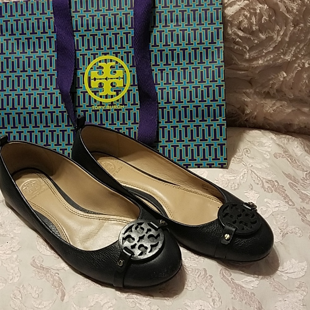 Tory Burch Navy Flats